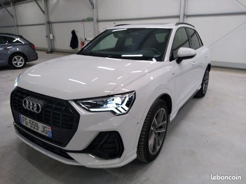 Audi Q3 S Tronic - S Line